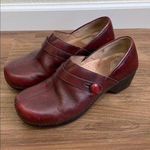 Dansko Solstice Brush Off Cordovan Leather Clogs